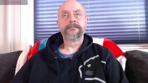 Snapshot of hardmrlazy chatting on 01.03.25 MrLazy online show from 01.03.25