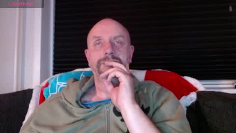 Snapshot of hardmrlazy chatting on 01.14.25 MrLazy online show from 01.14.25