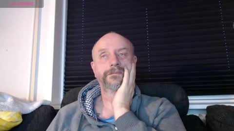 Snapshot of hardmrlazy chatting on 01.31.25 MrLazy online show from 01.31.25
