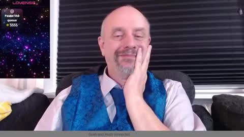Snapshot of hardmrlazy chatting on 02.01.25 MrLazy online show from 02.01.25