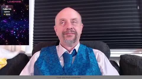 Snapshot of hardmrlazy chatting on 02.01.25 MrLazy online show from 02.01.25