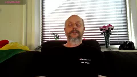 Snapshot of hardmrlazy chatting on 07.08.26 MrLazy online show from 07.08.26