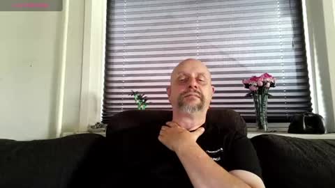 Snapshot of hardmrlazy chatting on 07.13.26 MrLazy online show from 07.13.26