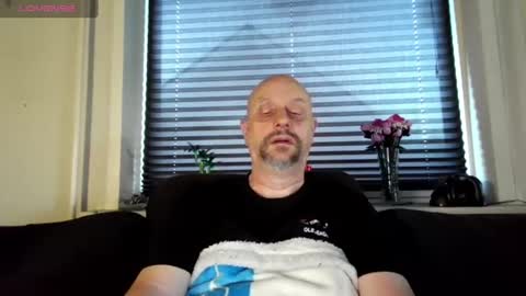 Snapshot of hardmrlazy chatting on 07.14.26 MrLazy online show from 07.14.26
