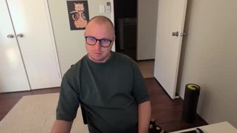 Stand Lee online show from 10.20.25