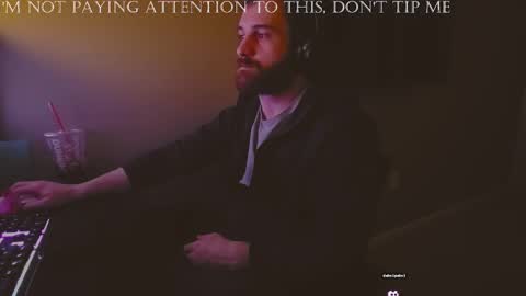 Snapshot of hardswtch chatting on 12.03.24 Tom online show from 12.03.24