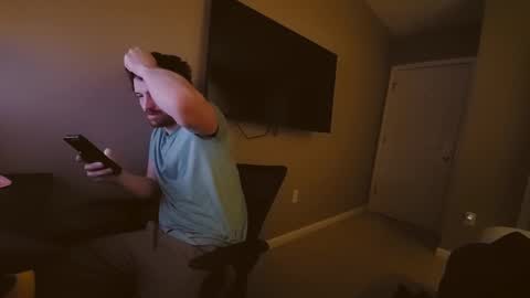 Snapshot of hardswtch chatting on 12.23.24 Tom online show from 12.23.24