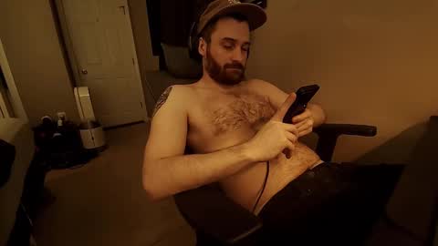 Snapshot of hardswtch chatting on 09.11.25 Tom online show from 09.11.25