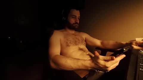 Snapshot of hardswtch chatting on 09.15.25 Tom online show from 09.15.25