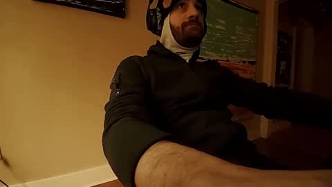 Snapshot of hardswtch chatting on 10.12.25 Tom online show from 10.12.25