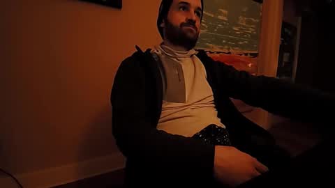 Snapshot of hardswtch chatting on 10.18.25 Tom online show from 10.18.25