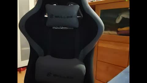 Snapshot of hardtechno_xxx chatting on 09.30.25 hardtechno_xxx online show from 09.30.25