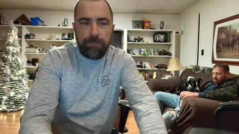 Snapshot of hardworkertn chatting on 12.26.24 hardworkertn online show from 12.26.24