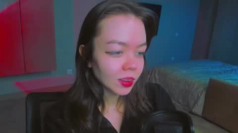 Miss Hari online show from 12.28.24