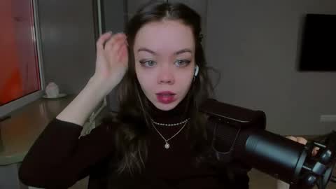 Miss Hari online show from 02.19.25