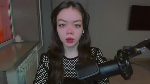 Miss Hari online show from 02.20.25