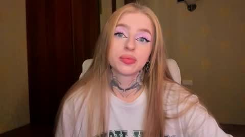 Julia online show from 09.25.25