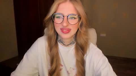 Julia online show from 11.21.25