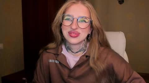 Julia online show from 11.30.25