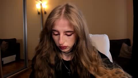 Julia online show from 03.28.26