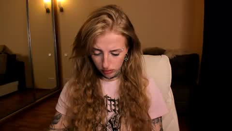 Julia online show from 08.02.26