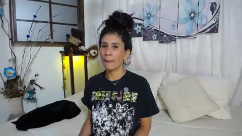 harley_quinns1 online show from 01.13.25