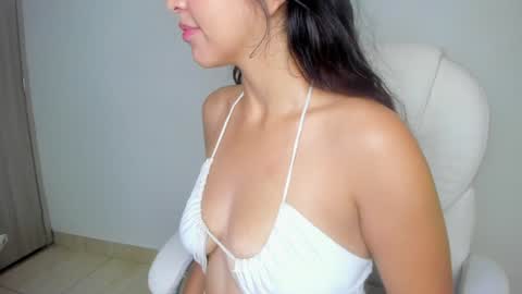 Snapshot of harleyqueen_robbie chatting on 01.14.25 harleyqueen_robbie online show from 01.14.25