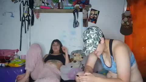    online show from 02.04.25