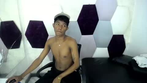 Snapshot of haroldmick chatting on 02.24.26 haroldmick online show from 02.24.26