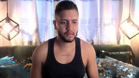 Snapshot of harry_ramirez chatting on 01.12.26 harry online show from 01.12.26