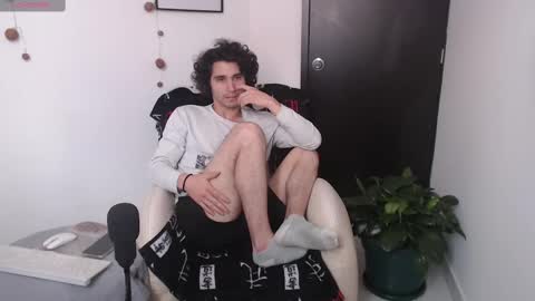 Harry Sky online show from 02.20.25