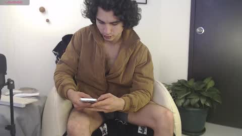 Harry Sky online show from 02.23.25