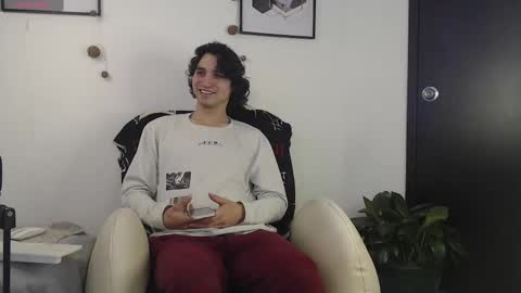 Harry Sky online show from 02.24.25