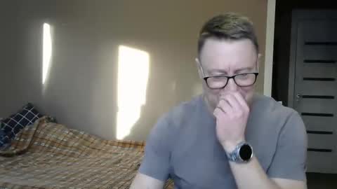 HarrySnake online show from 01.04.25
