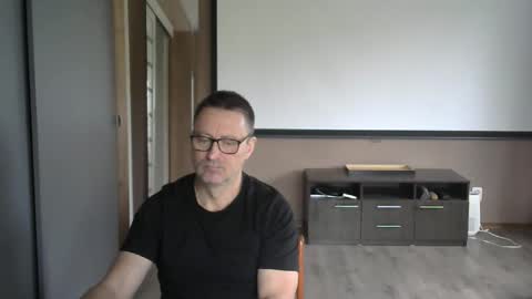 Snapshot of harrysnake chatting on 10.02.25 HarrySnake online show from 10.02.25