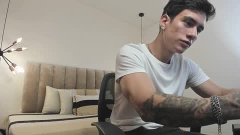 Harry Jones online show from 03.11.25