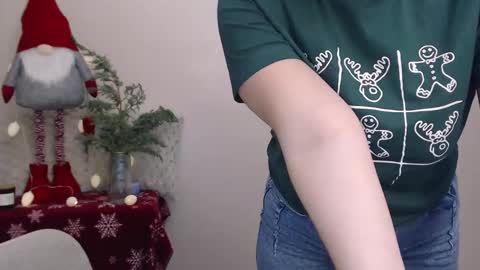 Snapshot of hartfoxx chatting on 12.31.24 hartfoxx online show from 12.31.24