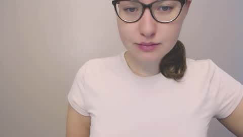 Snapshot of hartfoxx chatting on 10.15.25 hartfoxx online show from 10.15.25