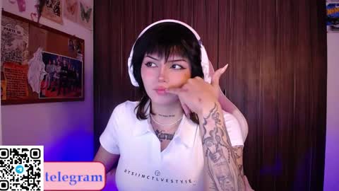 Snapshot of harumi09 chatting on 10.01.25 harukitty online show from 10.01.25