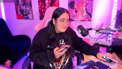 karen  online show from 02.22.25