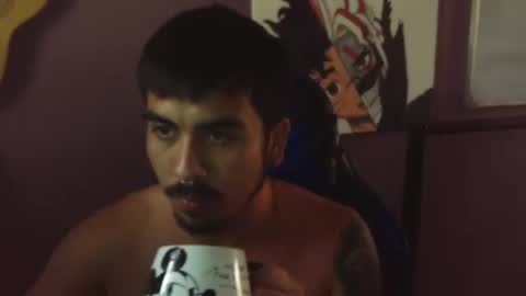 Snapshot of hashibara chatting on 01.14.25 hashibara online show from 01.14.25