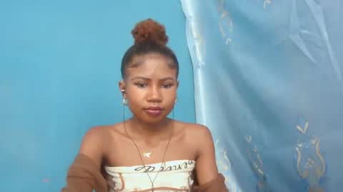 Snapshot of hasleyinah chatting on 07.23.26 hasleyinah online show from 07.23.26