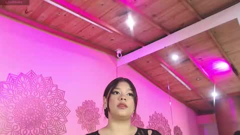 hatsajones online show from 09.23.25