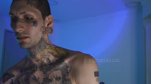 More content   2   online show from 09.27.25