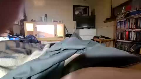 hawkfan1888 online show from 10.09.25