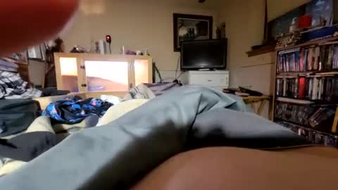 hawkfan1888 online show from 10.12.25