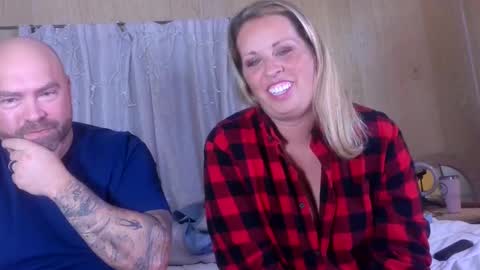 hawktuahgwakgwakmom online show from 12.18.24