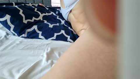 Snapshot of hawt_ass_milf chatting on 09.10.25 Amber  -   or vip  online show from 09.10.25