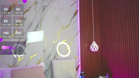 haylie  See you tonight at 8pm Colombia time online show from 12.03.24