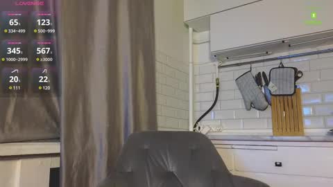 HaydenMuscled online show from 02.10.25